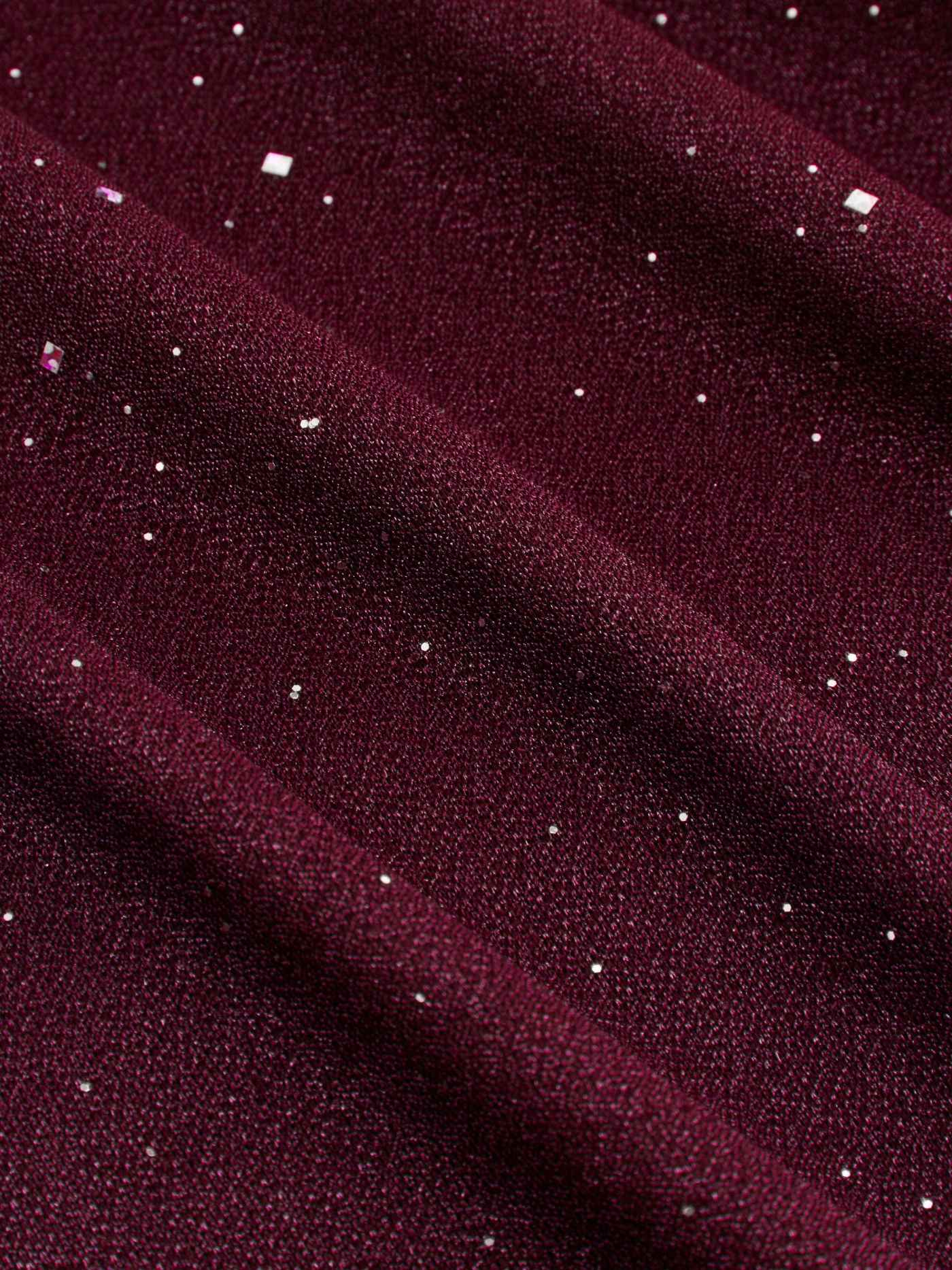 Vestido largo con cuello vuelto y volantes