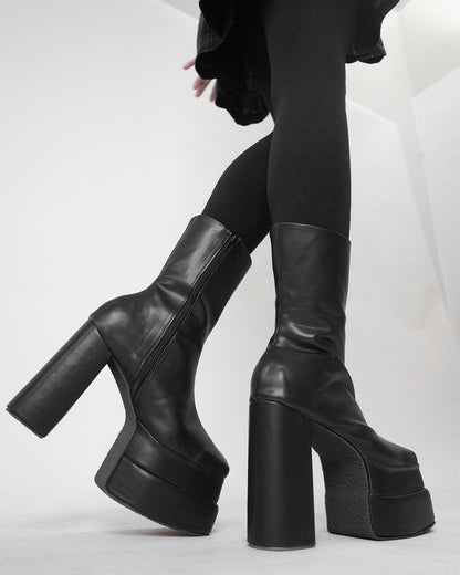 Botas de tacón alto con plataforma