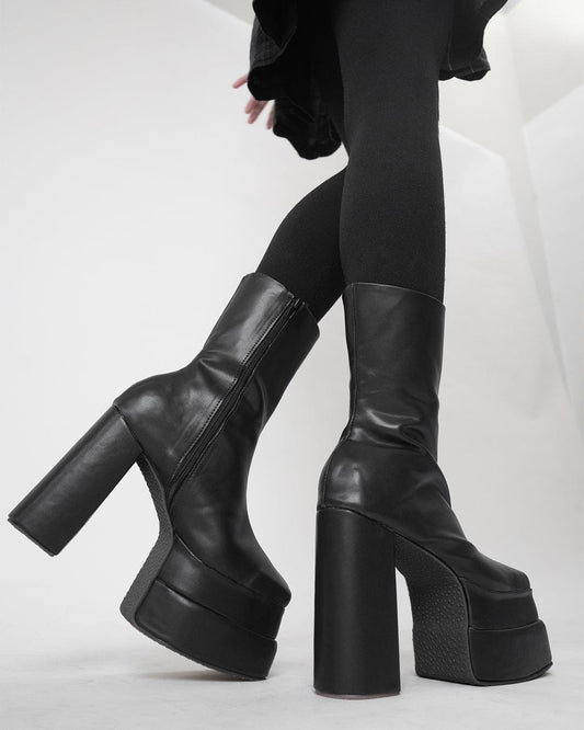 Botas de tacón alto con plataforma