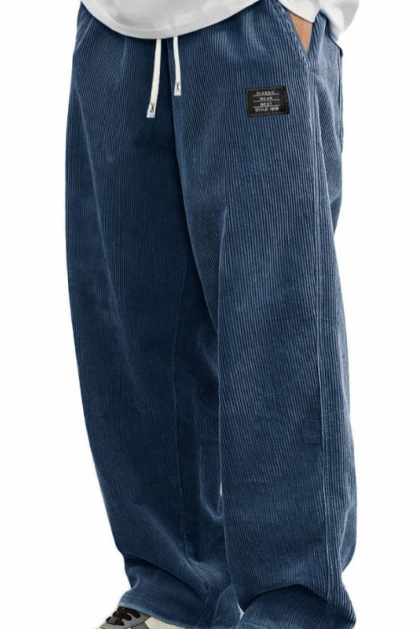 Pantalón de pana con cordón y bolsillos