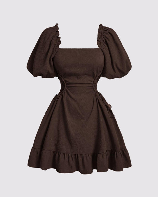 Vestido liso con cordones y volantes laterales